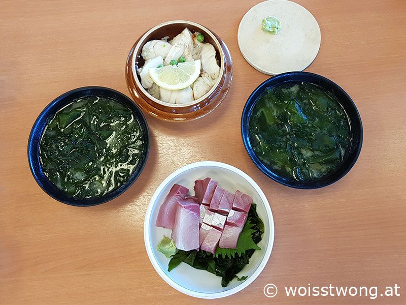 Hamachi und Seetang-Suppe | Takamatsu - Sehenswürdigkeiten und kulinarische Highlights | www.woisstwong.at