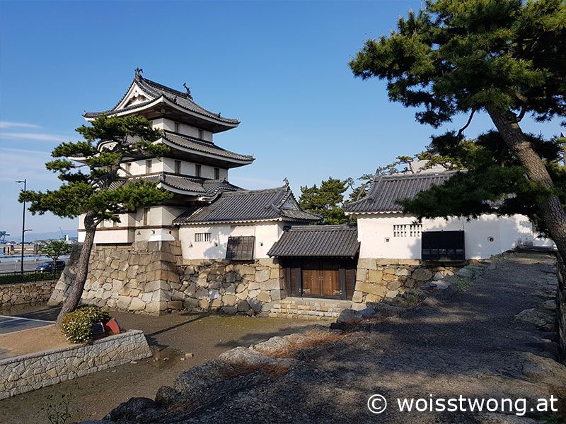 Burg Takamatsu | Takamatsu - Sehenswürdigkeiten und kulinarische Highlights | www.woisstwong.at