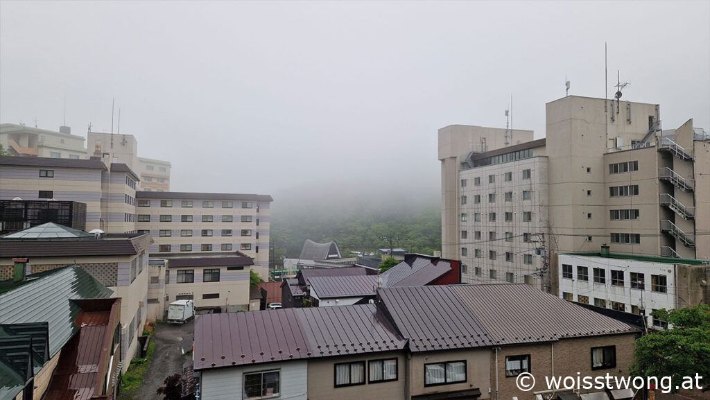 Nebel in Noboribetsu Onsen, Hokkaido